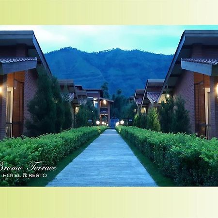 Bromo Terrace Hotel Dış mekan fotoğraf