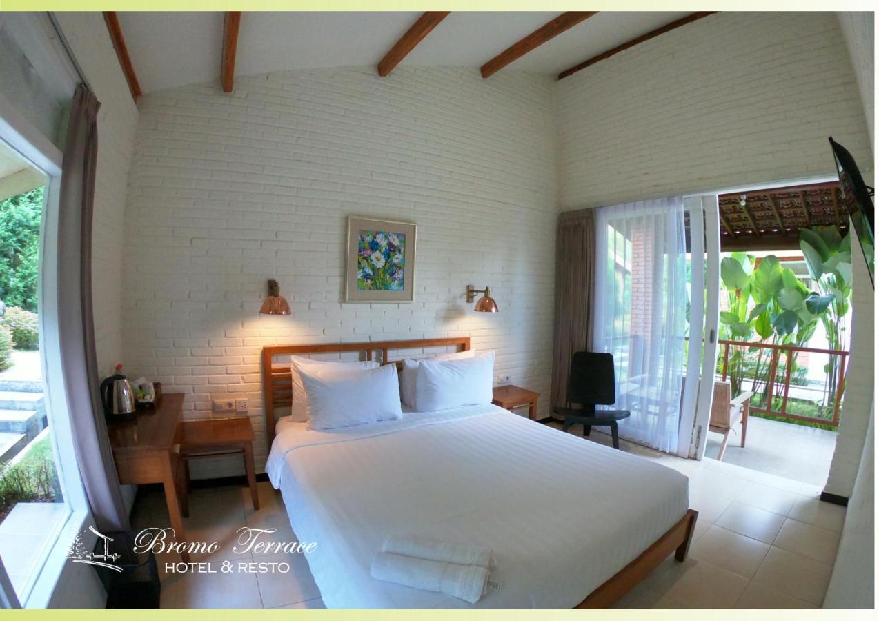 Bromo Terrace Hotel Dış mekan fotoğraf